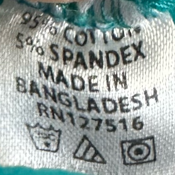 💝 Women’s Sexy Basics Short Sleeve Shirt-Size 2X 💝 - Picture 4 of 4